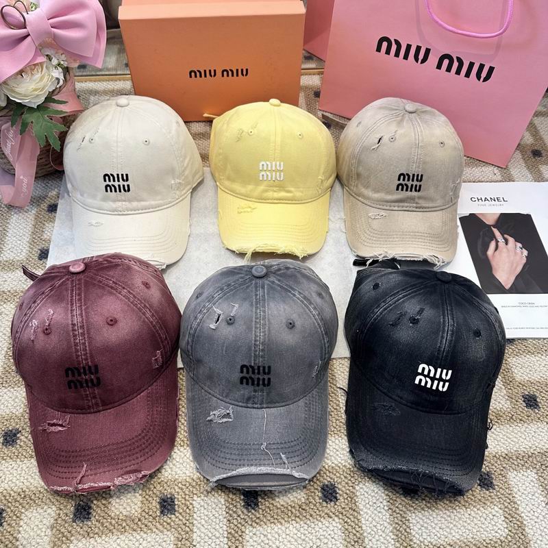 Miumiu Cap 020403